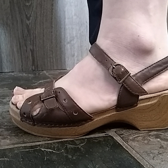 Dansko brown leather sandals - Picture 8 of 8